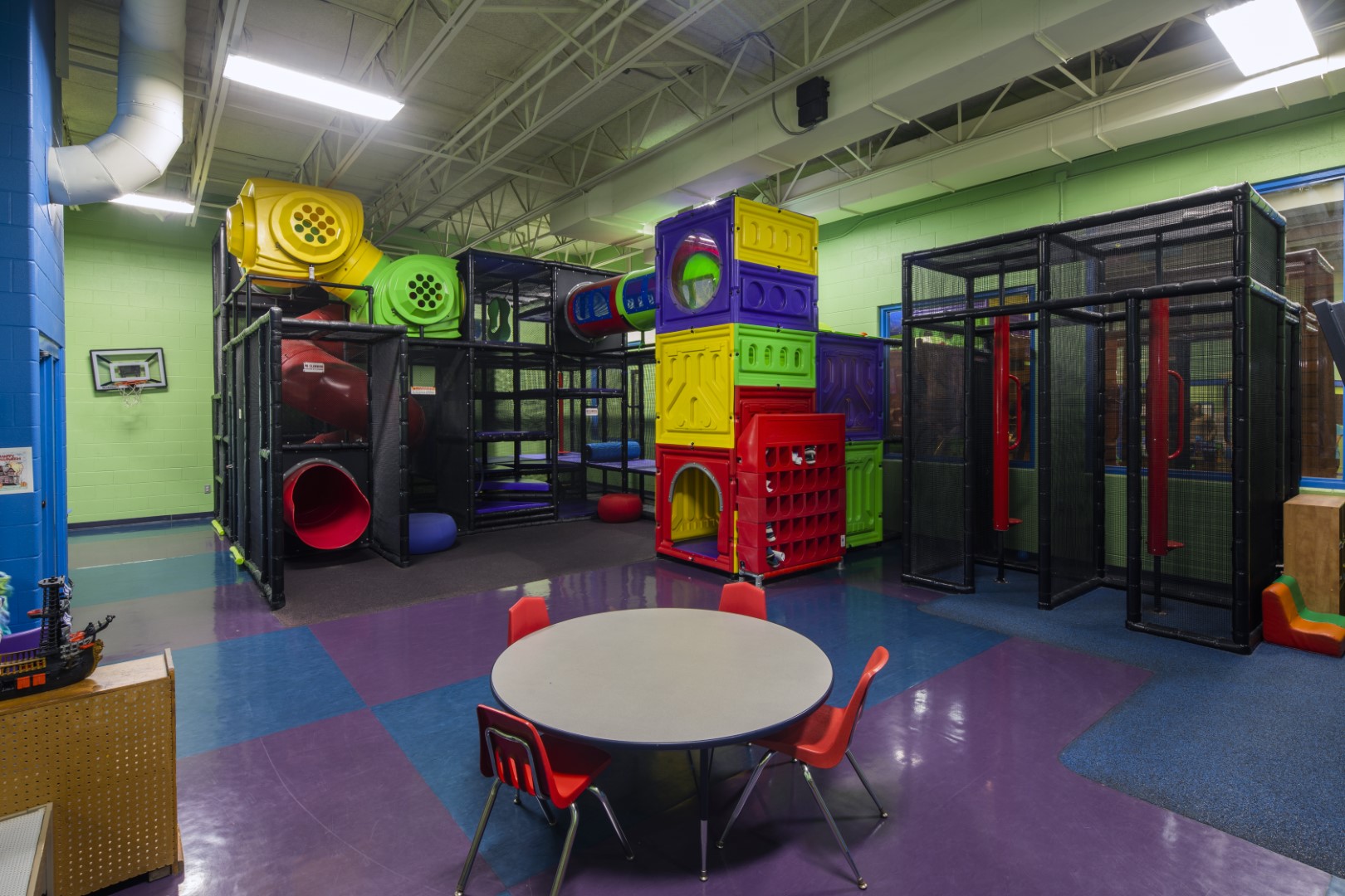 YMCA Louisville Oldham County kids play area YMCA Louisville Oldham County kids play area
