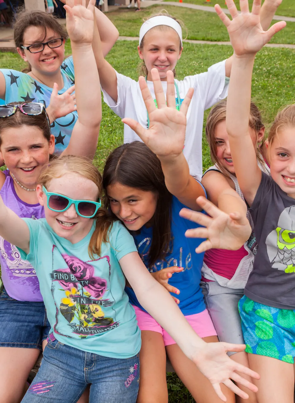 Kids posing for a picture together